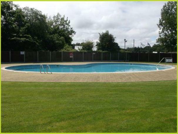 Broadside Chalet Park Stalham Buitenkant foto